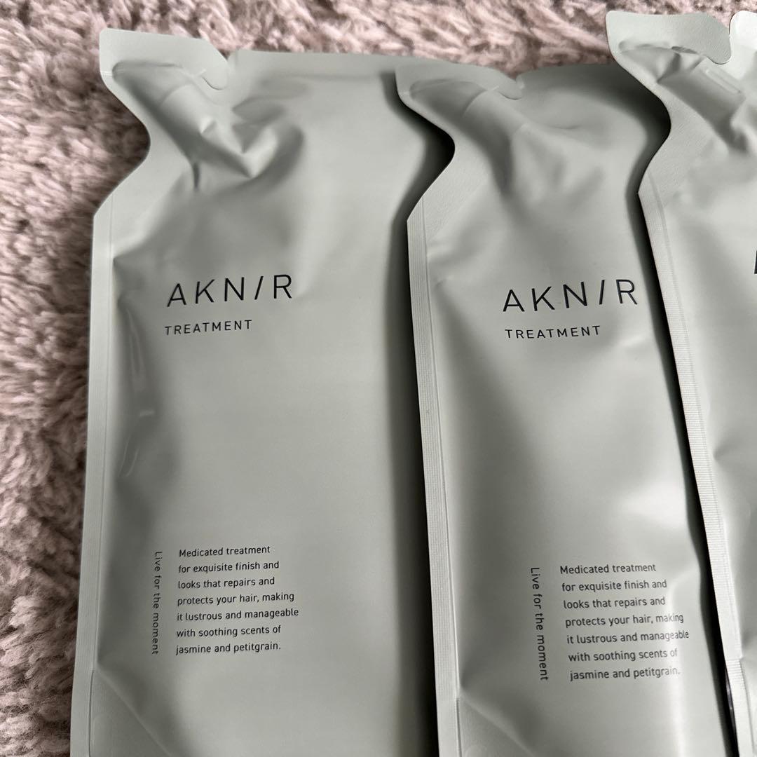 アクニー(AKNIR)シャンプートリートメントセット