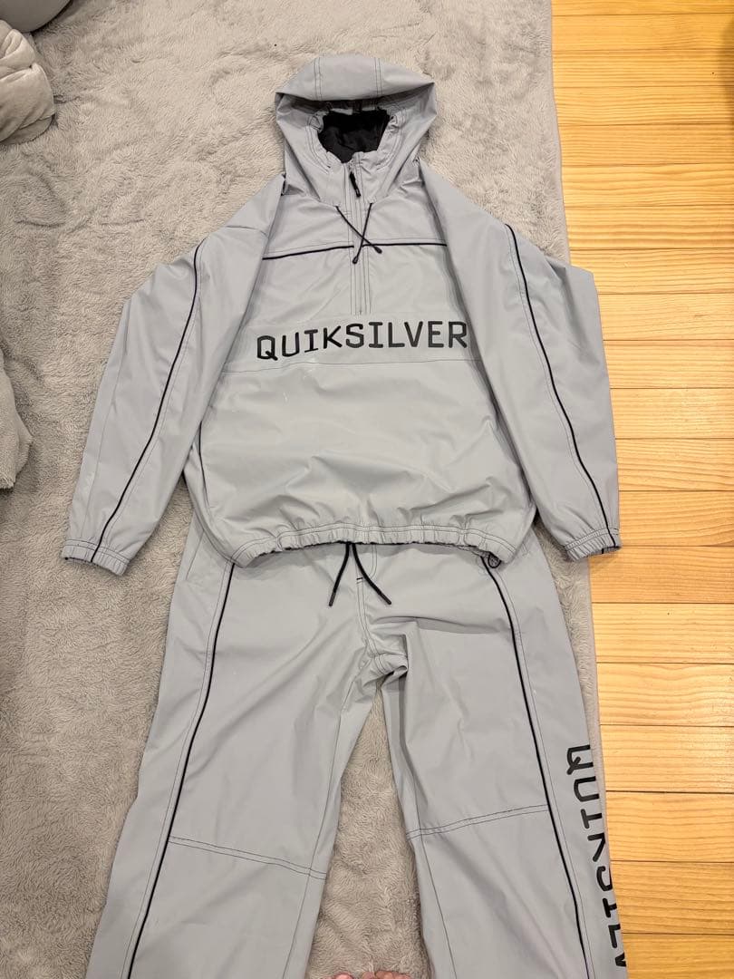 QUICKSILVER スノーボードウェア 上下セット