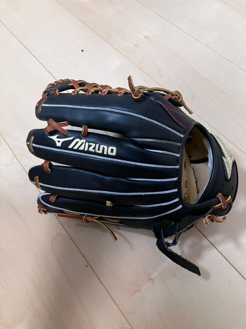 り*ら様 MIZUNO 軟式グローブ 外野手用 ヌートバーモデル ブラック/ブラ
