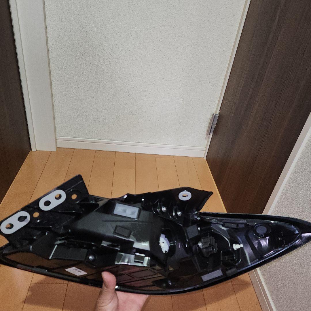GR86 TOYOTA　ハチロク　新品未使用　純正テールランプ　左側　ZN8
