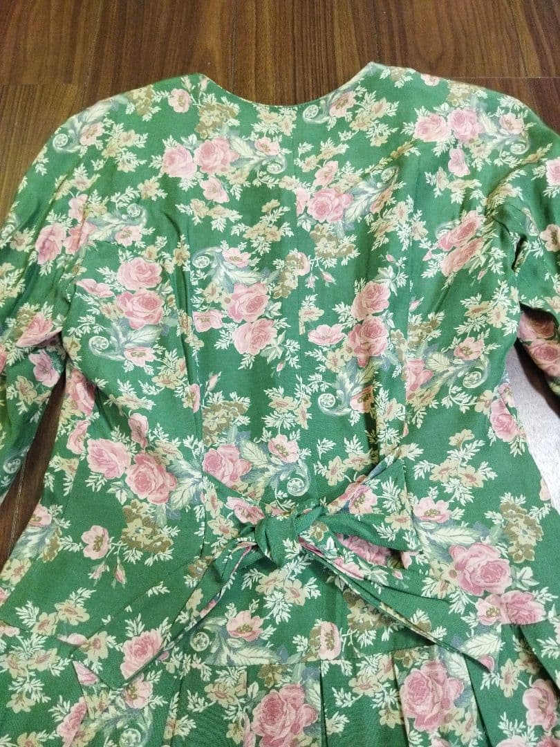 美品♪ローラアシュレイ フラワー ヴィンテージ ワンピース