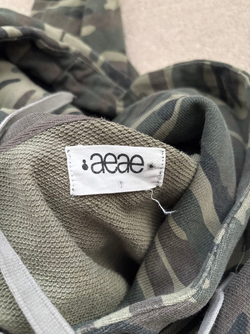 aeae 迷彩パーカー