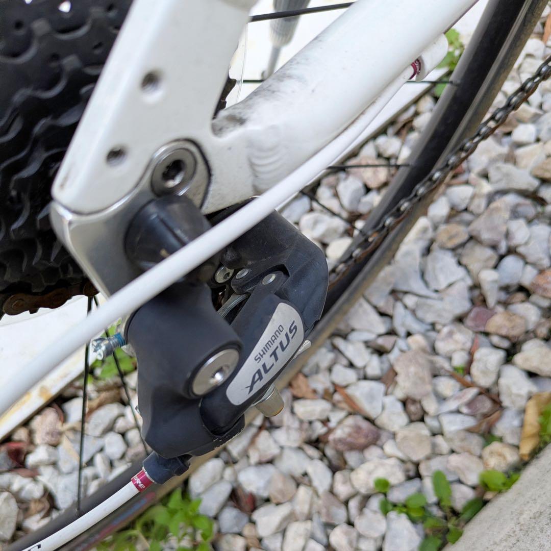 LOUIS GARNEAU ルイガノ　クロスバイクSETTER8.0 白　箕面