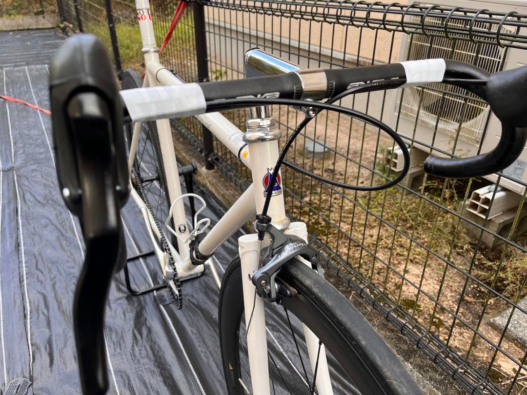 フジフェザーピストシングルスピード完成車　豪華オマケ付　直接手渡し限定