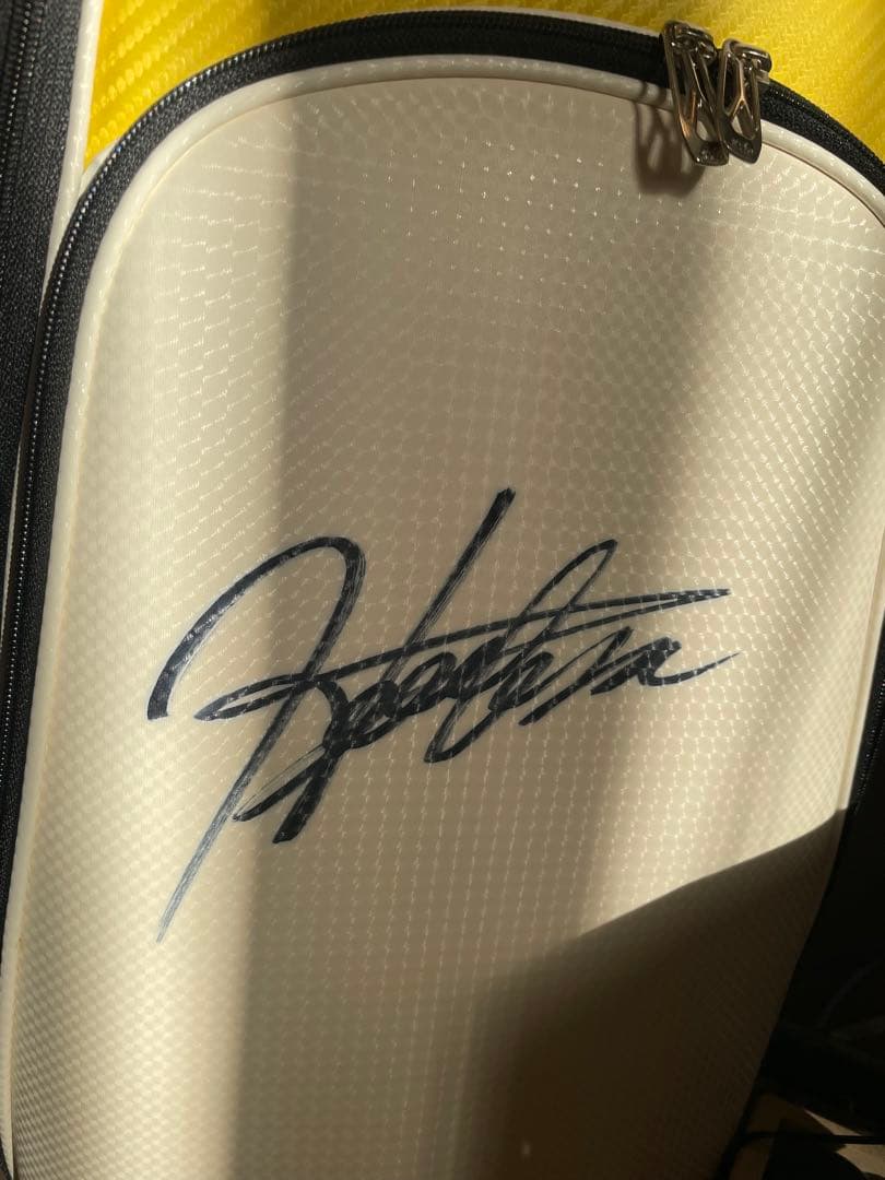 【新品】xxio ゴルフバッグ サイン入り(松山英樹さん他)
