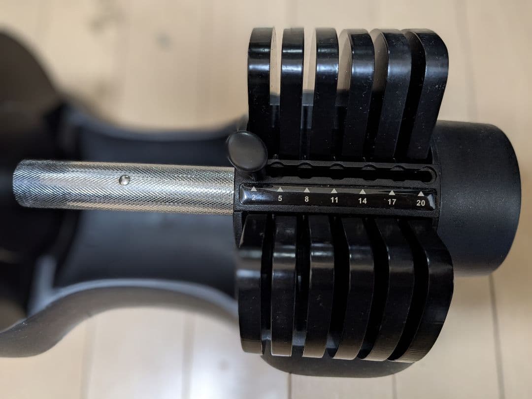 STEADY 可変式ダンベル（2〜20Kg）