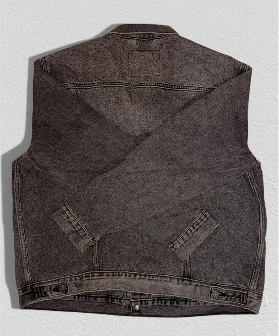 【新品・品薄サイズ】Levi’s クラシックトラッカージャケット ブラック XL