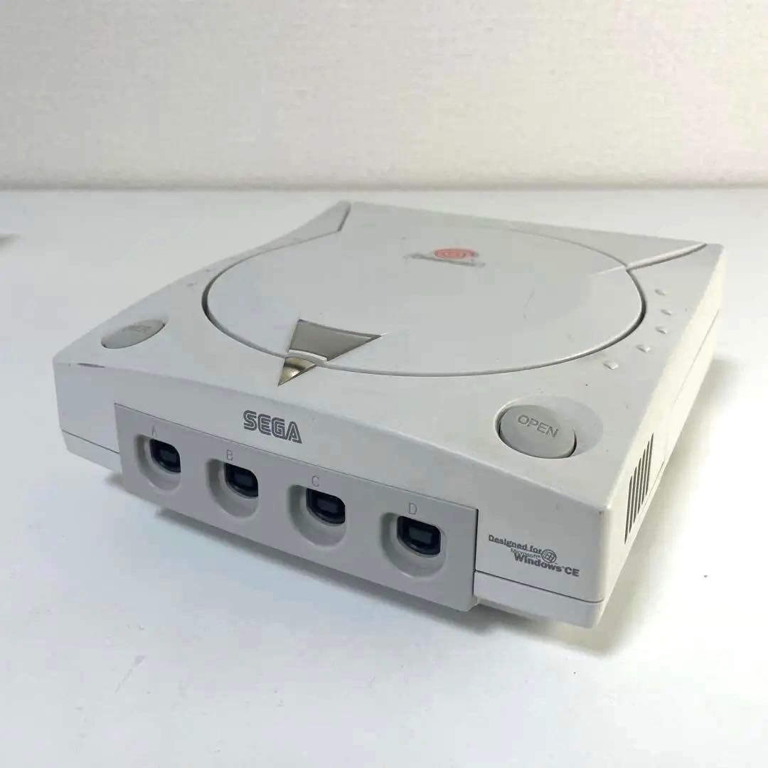 お*ち様 SEGA Dreamcast 本体2台 コントローラー2つ ソフト3本