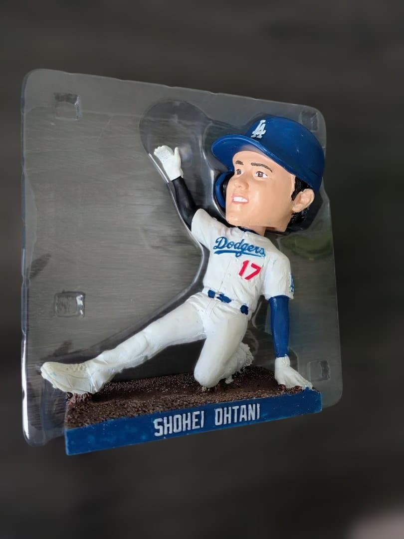 【新品未使用】大谷翔平 ドジャース ボブルヘッド FC限定 3Dスタジアム特典付