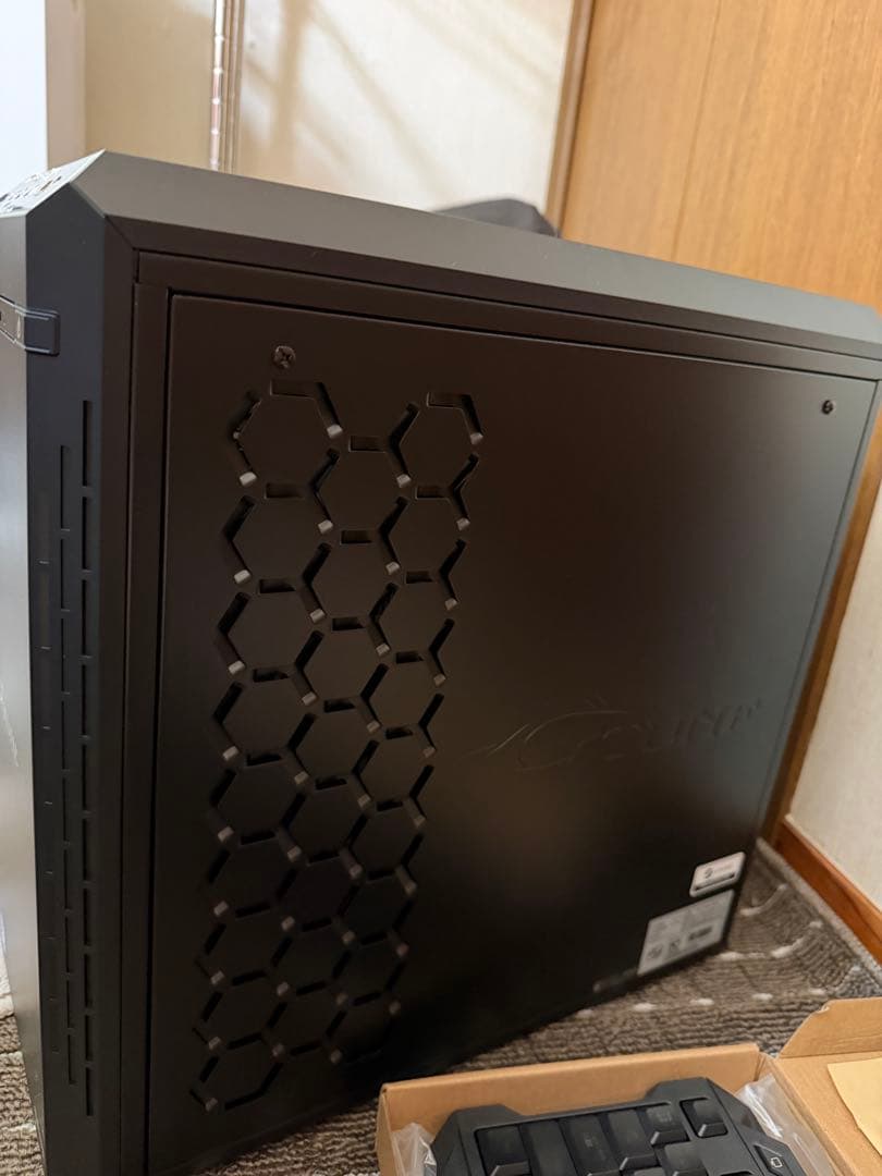 ゲーミングpc RTX3060 モニタ　マウス　キーボード