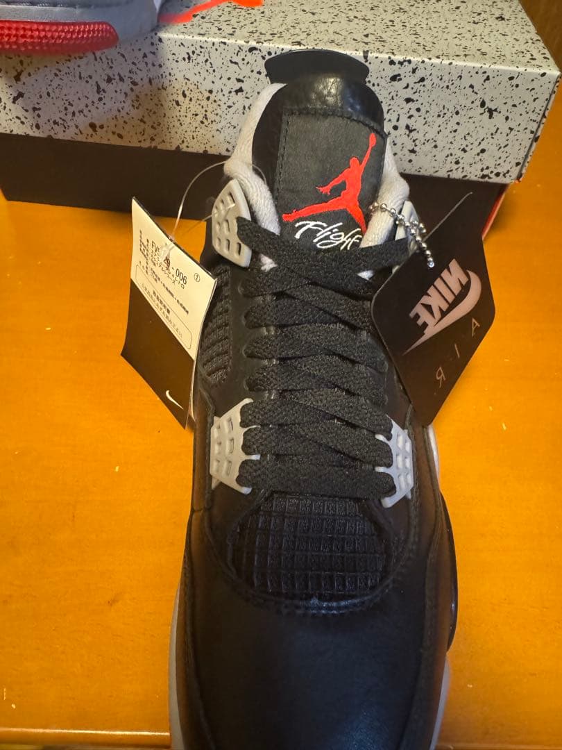 エアジョーダン4 bred リイマジンド