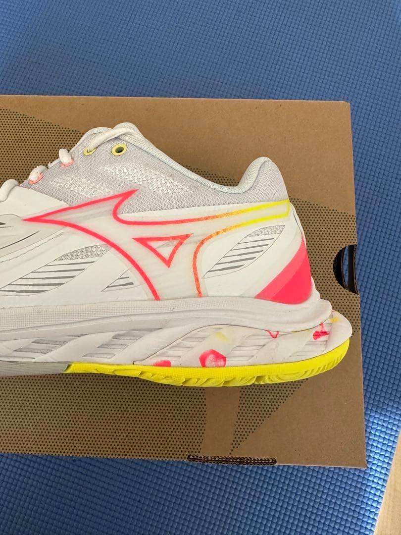 Mizuno ミズノ　ウエーブファング2 バドミントンシューズ　スリム　2E