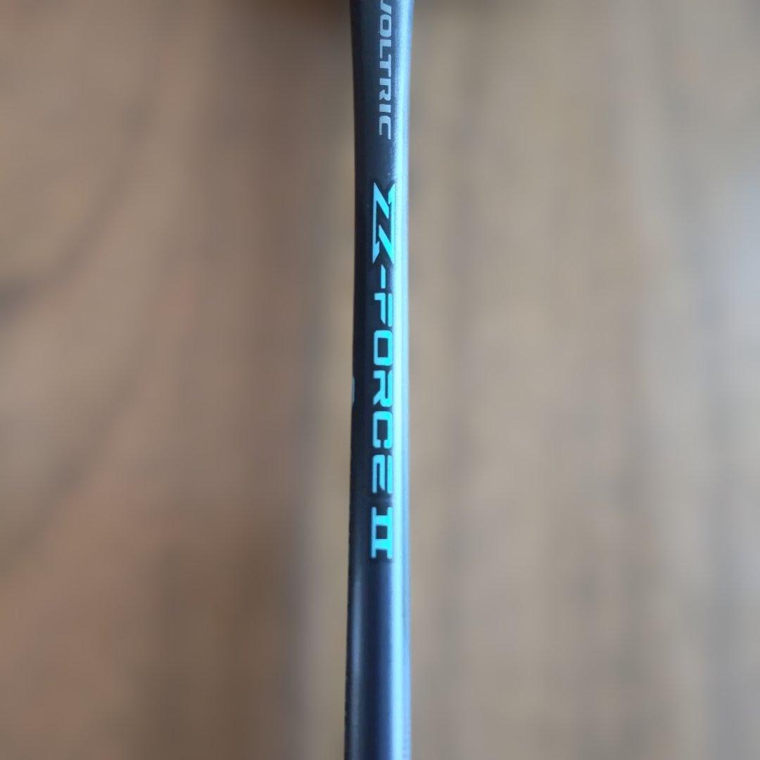ヨネックス　ボルトリックZフォース2