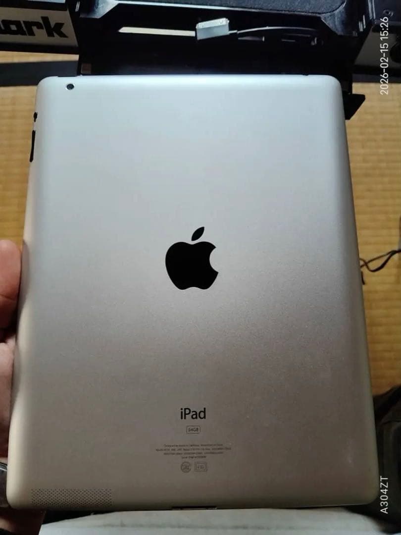 Numark iDJ PRO DJコントローラーとiPad2のセット