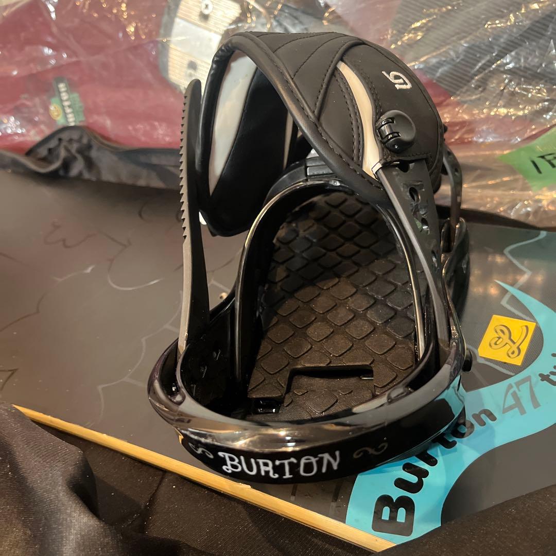 Burton 147cm Twin boardとビンディング
