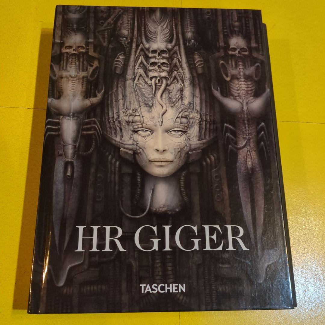 HR Giger Taschen ギーガー タッシェン