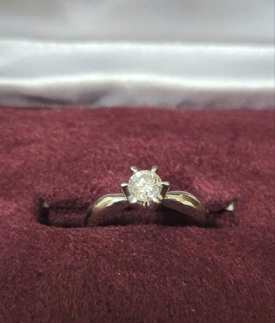 CAMELLIA リング 0.39ct ダイヤモンド 保証書あり