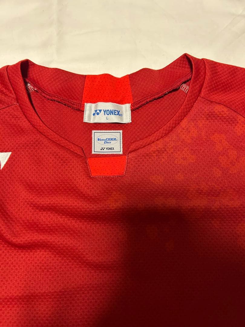 YONEX バドミントンウェア 赤/黄色