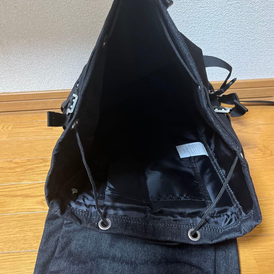 Lee ブラックデニムバックパック