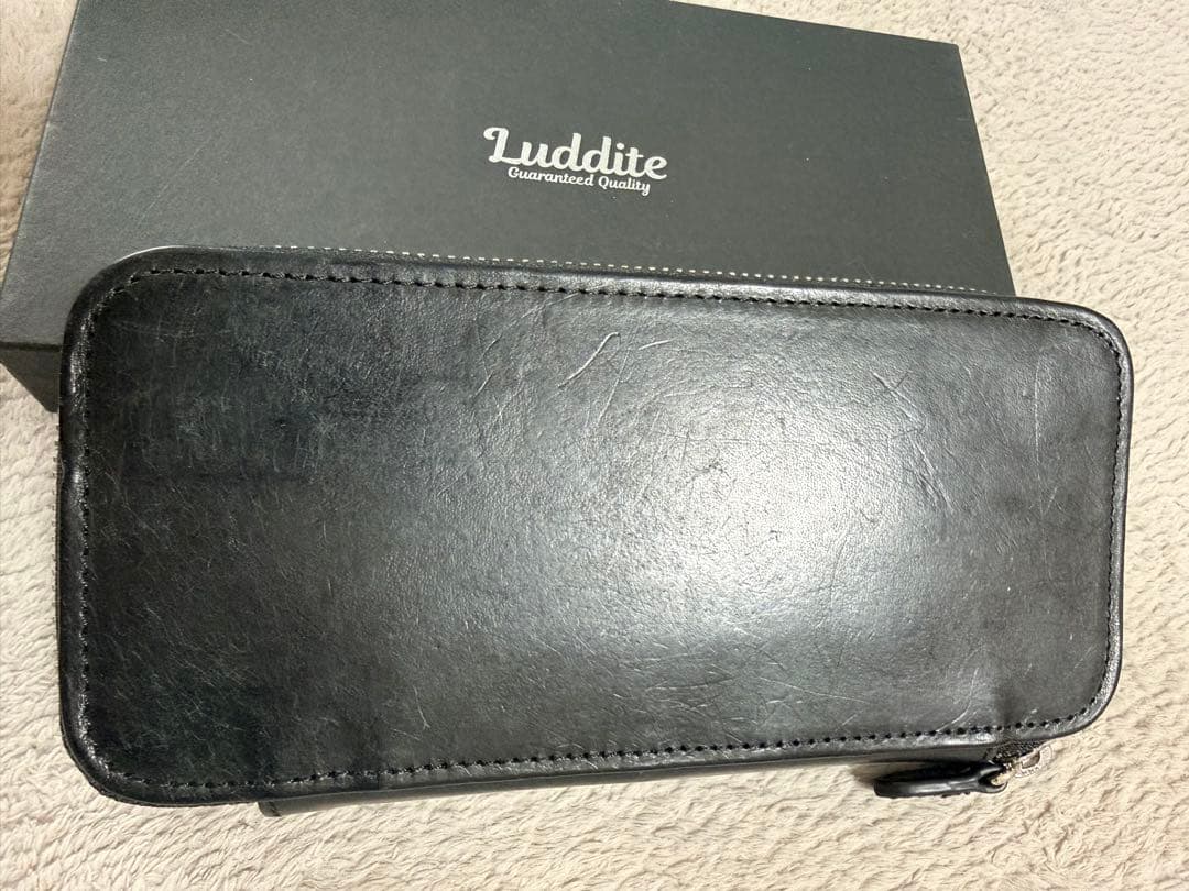 Luddit ラダイト ラウンドジップペンケース MAYA BK(黒)