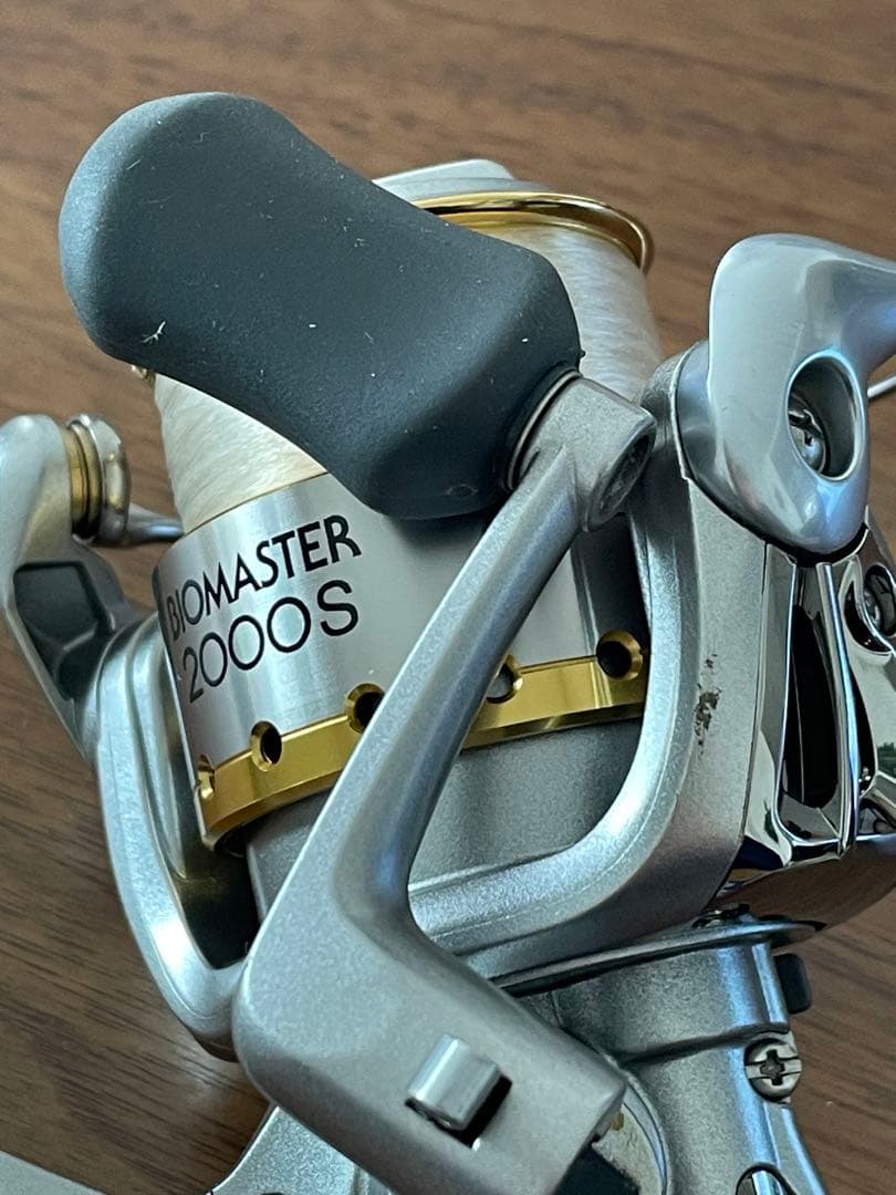 SHIMANO BIOMASTER 2000S フィッシングリール
