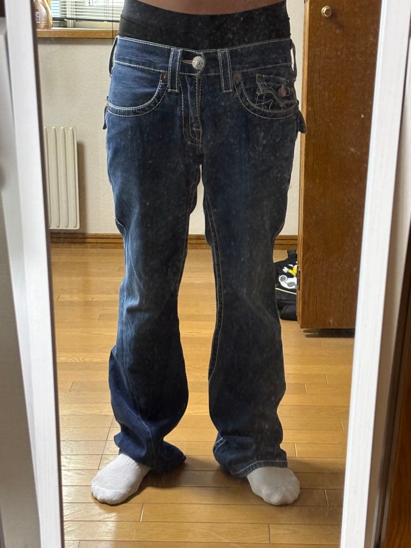 True Religion フレアデニム io着用 29