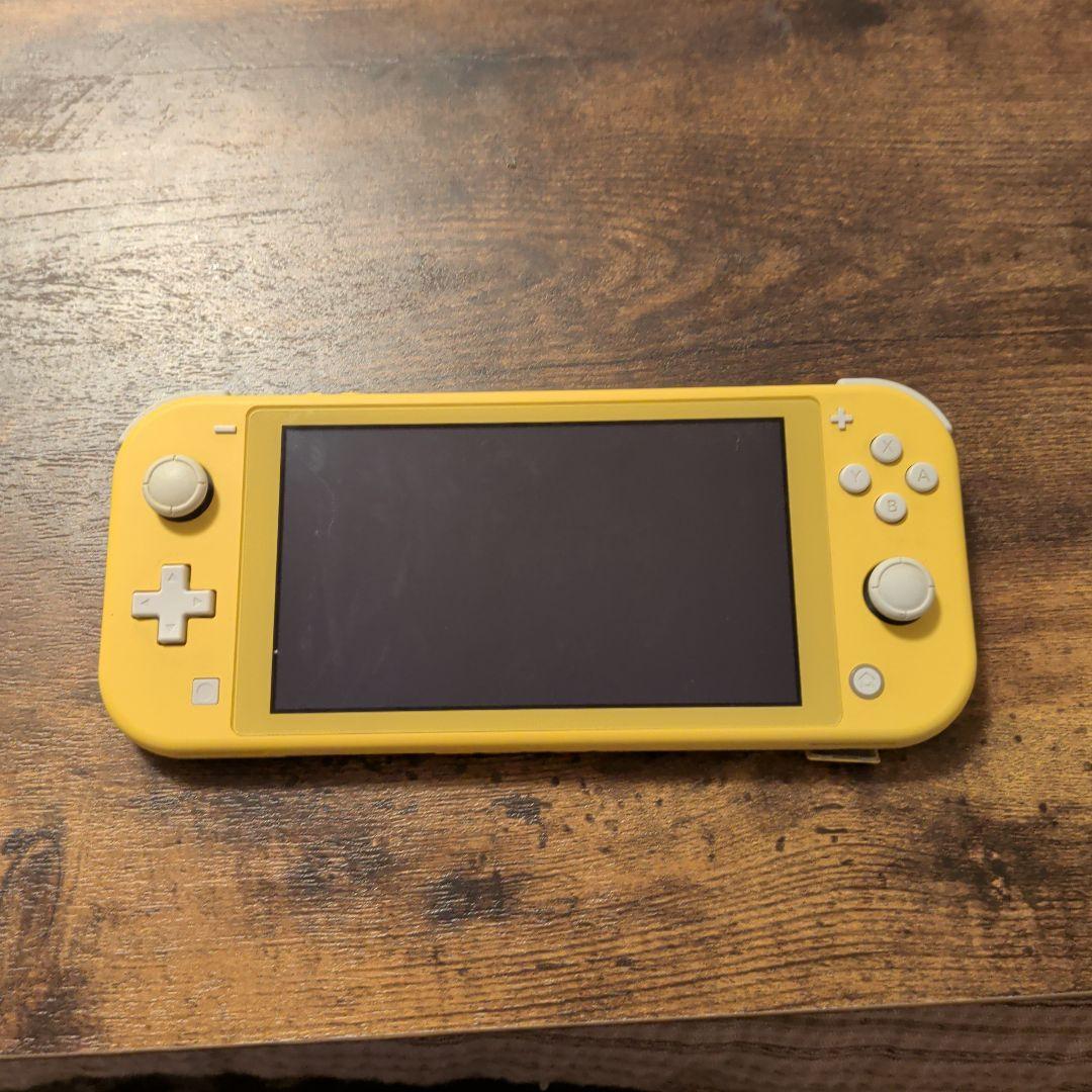 「Switch Lite イエロー本体＋すぐ遊べる周辺機器セット」