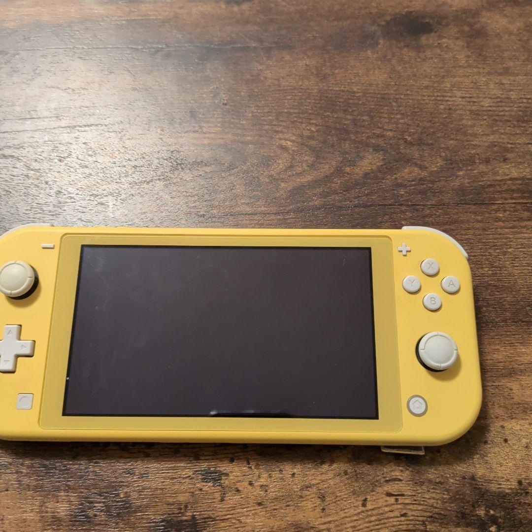 「Switch Lite イエロー本体＋すぐ遊べる周辺機器セット」