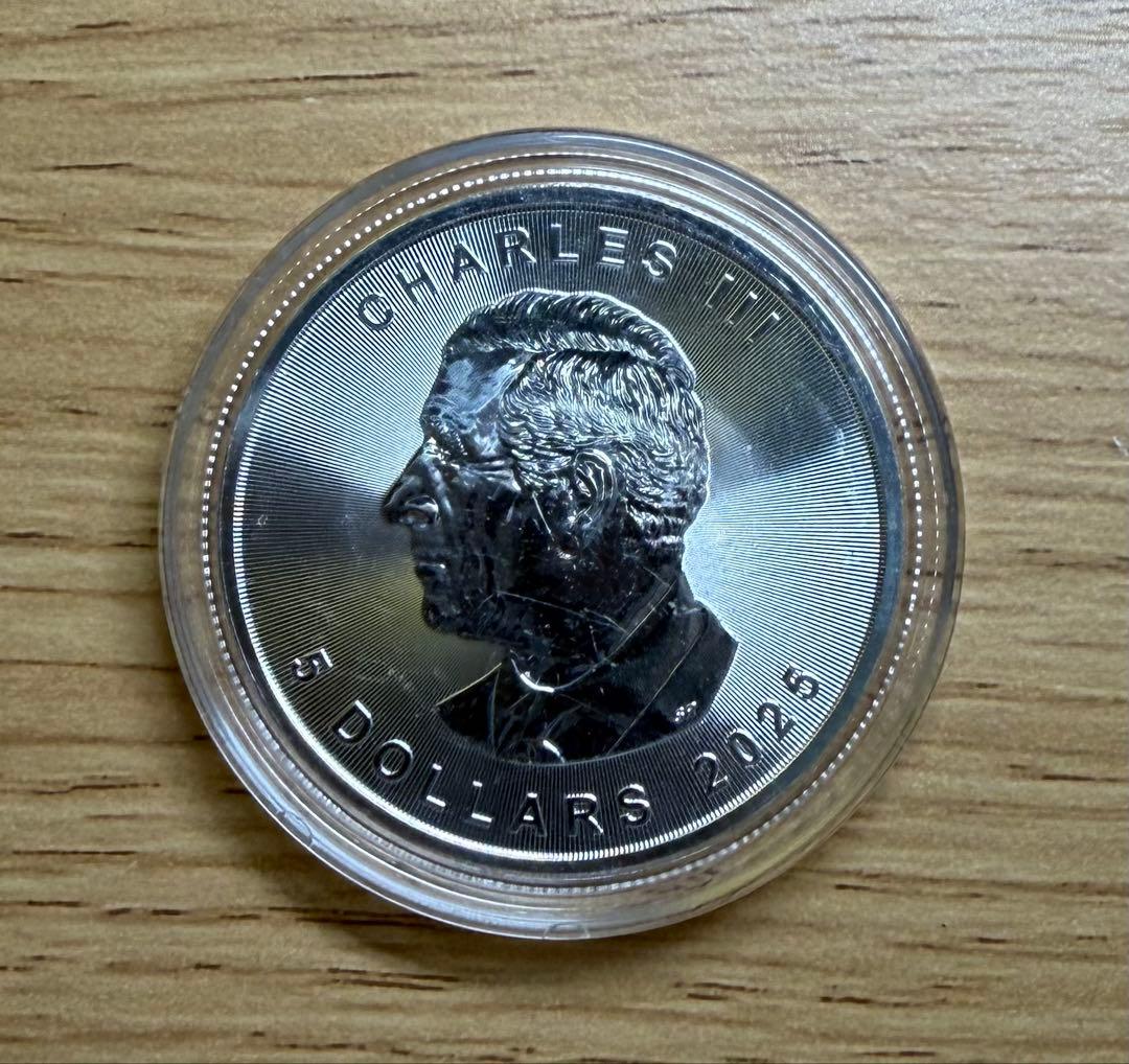 2025年 メイプルリーフ銀貨 カナダ 1オンス 純銀