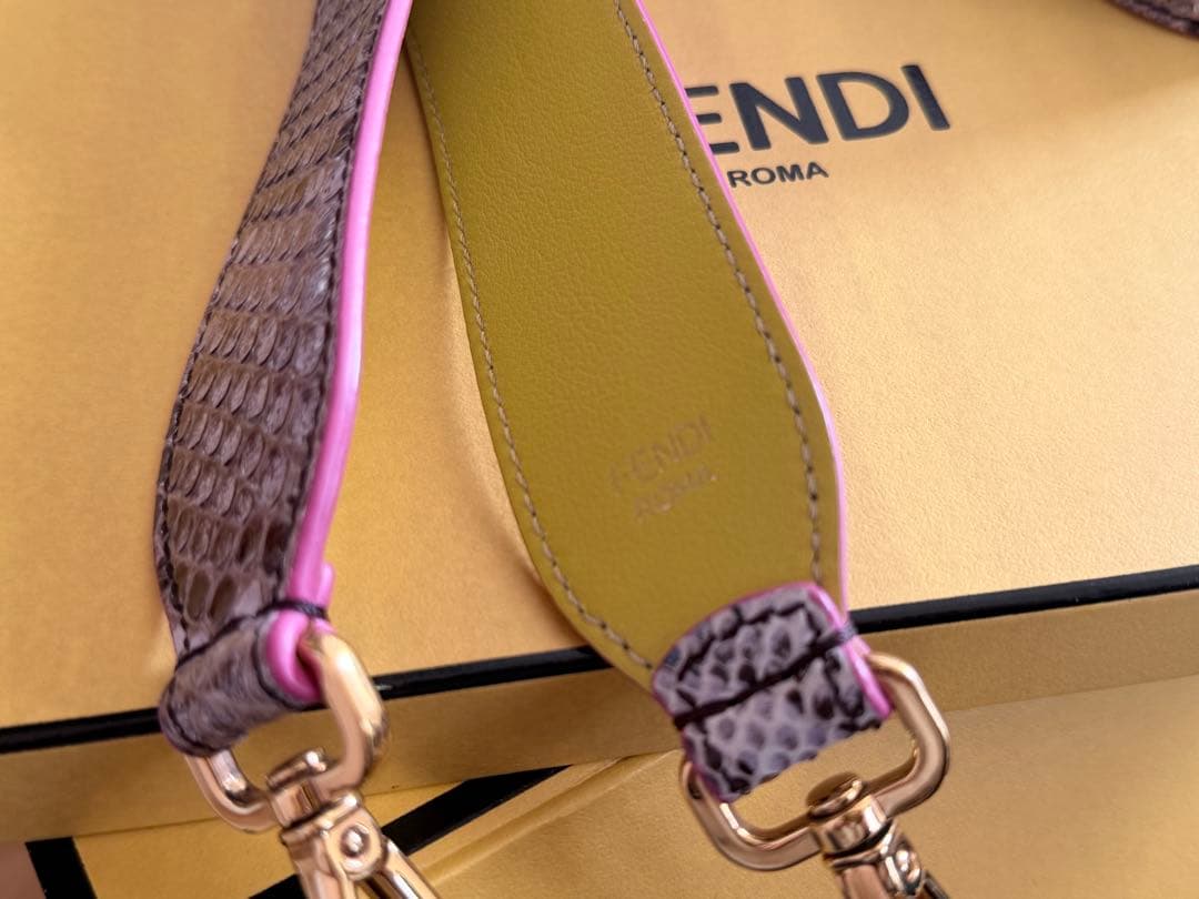 FENDI フェンディ ストラップユー パイソン バッグショルダーストラップ
