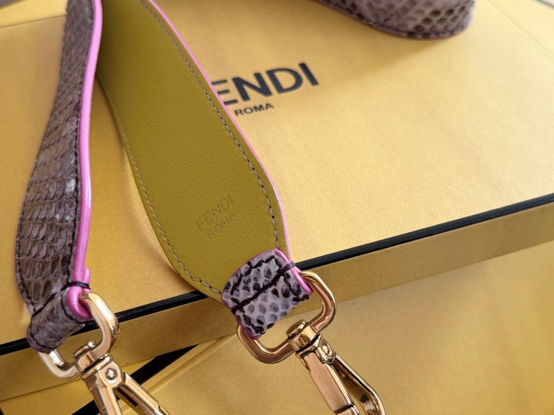 FENDI フェンディ ストラップユー パイソン バッグショルダーストラップ