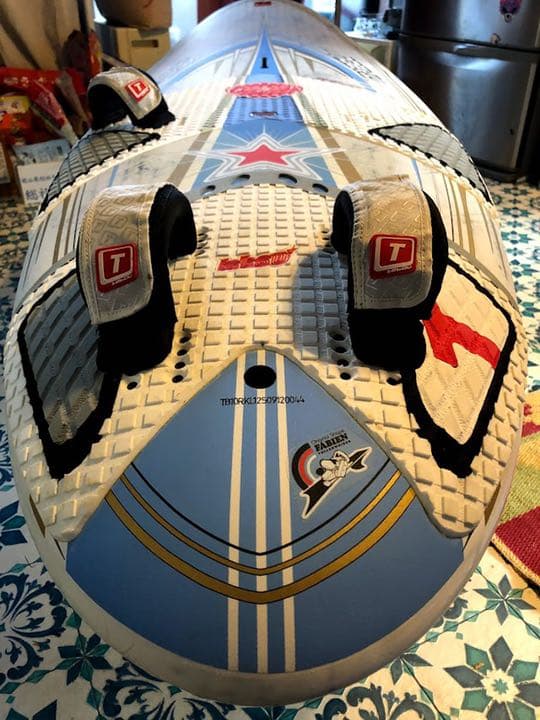 TABOU ROCKET 100％carbon LTD edition