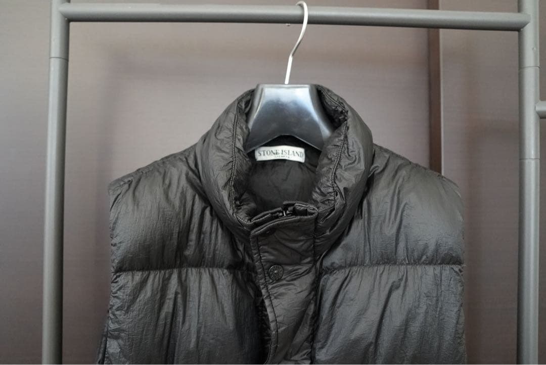 STONE  GARMENT DYED DOWN VEST 黒 L