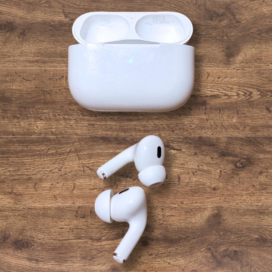 【美品】AirPods Pro 第2世代 lightningモデル