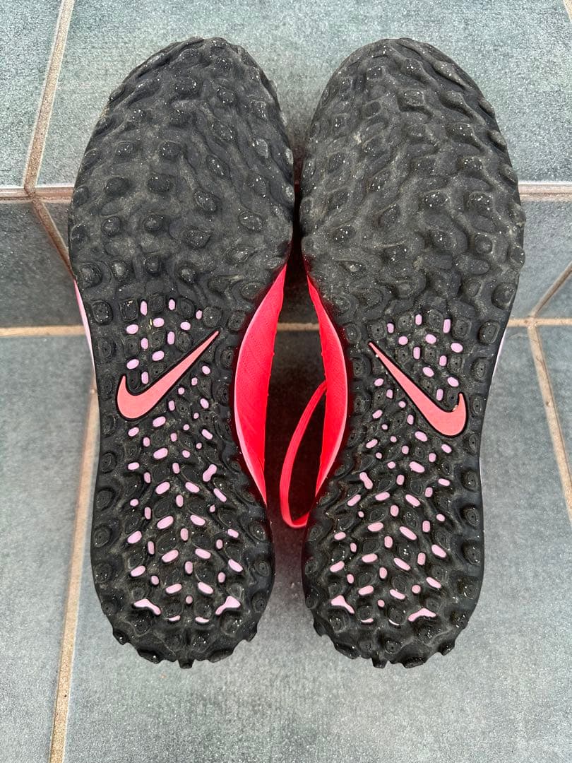 NIKE ファントムGX2 プロ　ターフ　25.5cm