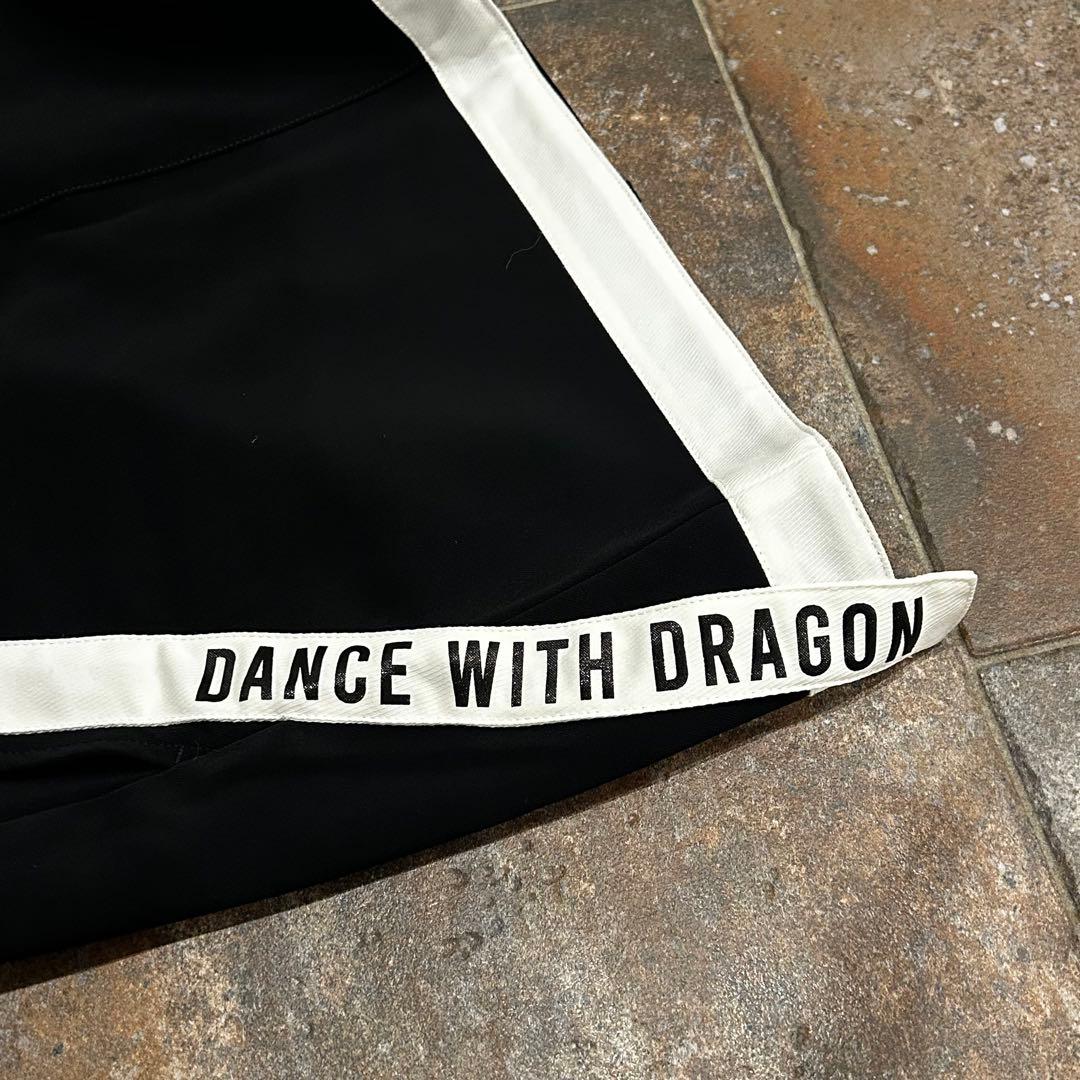 新品未使用　タグ付き　Dance With Dragon スカート　ブラック系