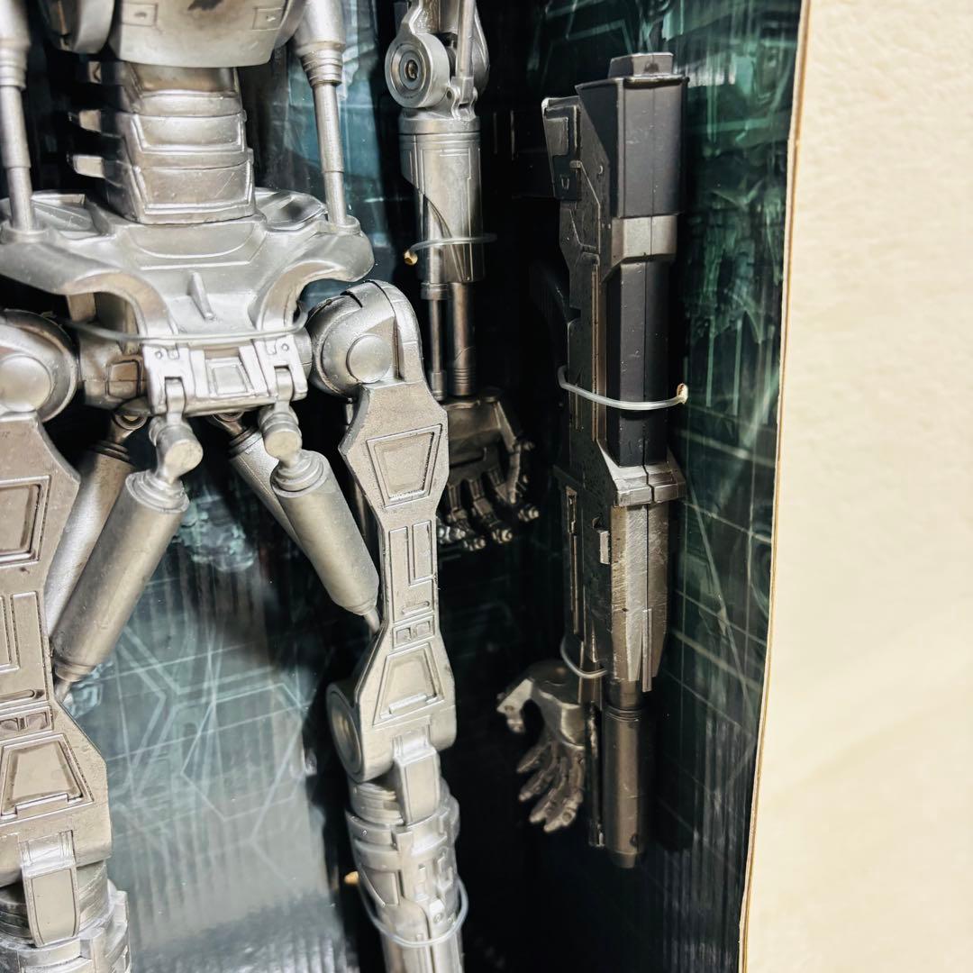 ネカ ターミネーター2 T-800 エンドスケルトン　フィギュア　ムービー