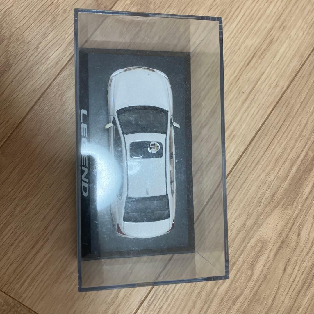 ホンダ LEGEND ミニカー　1/43