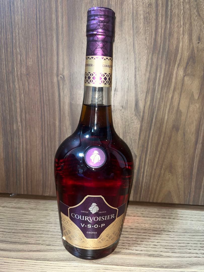 COURVOISIER クルボアジェ V.S.O.P 700ml 40%