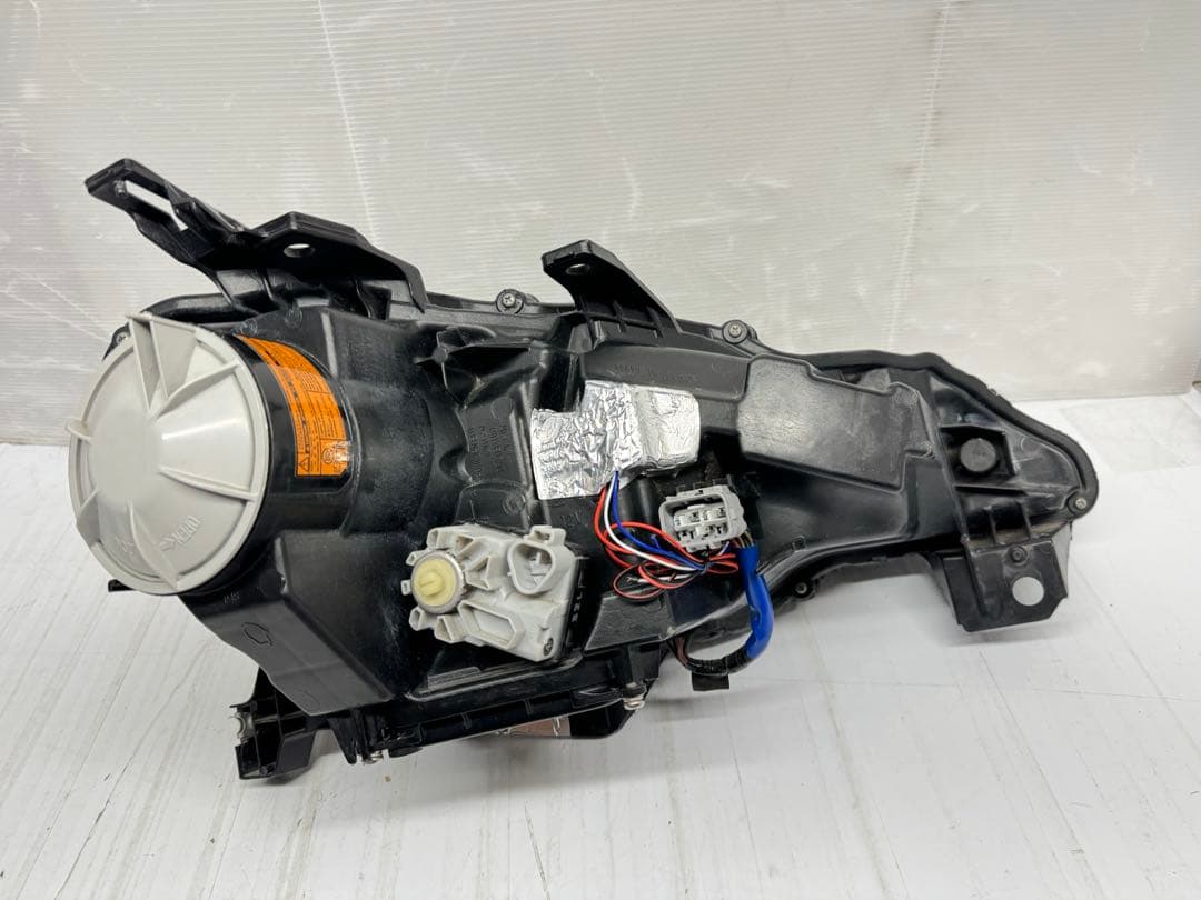 トヨタ 86 / スバル BRZ ヘッドライト 純正加工 イカリングヘッドライト