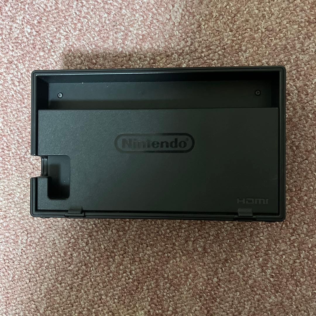 Nintendo Switch ネオンブルー・レッド本体
