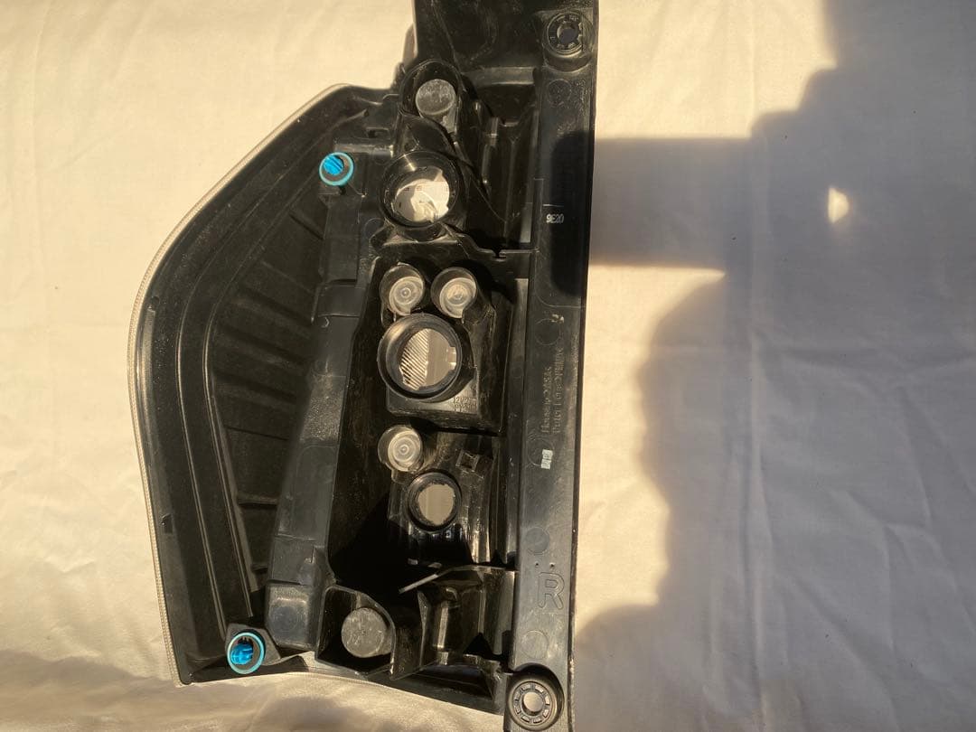 タントカスタム LA600S 後期 純正 LEDテール 右 トップエディション