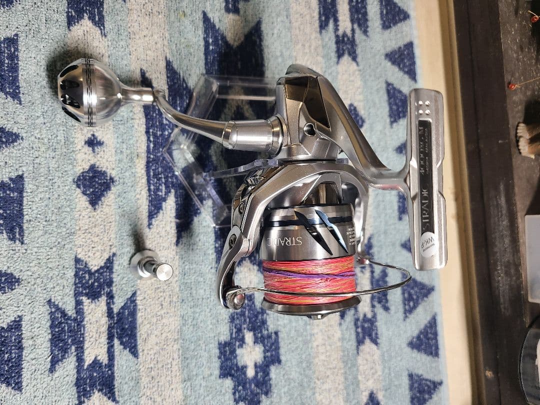 23STRADIC 4000xgスピニングリール
