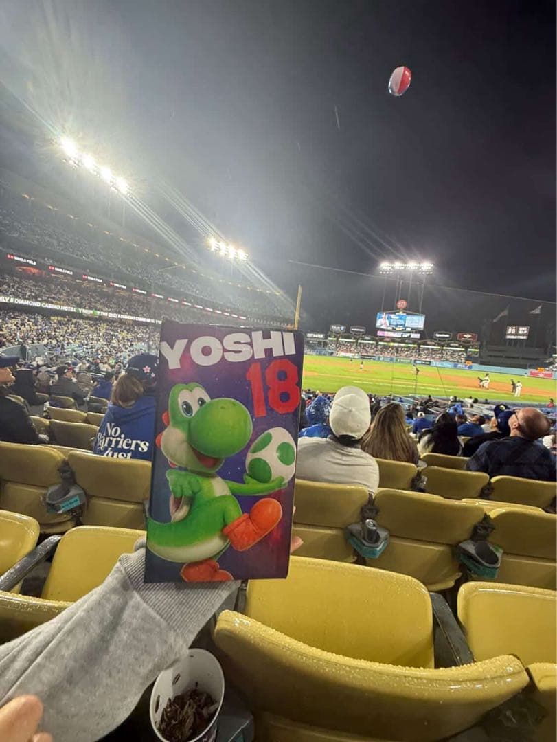 Yoshi フィギュア 18 Dodgers限定品