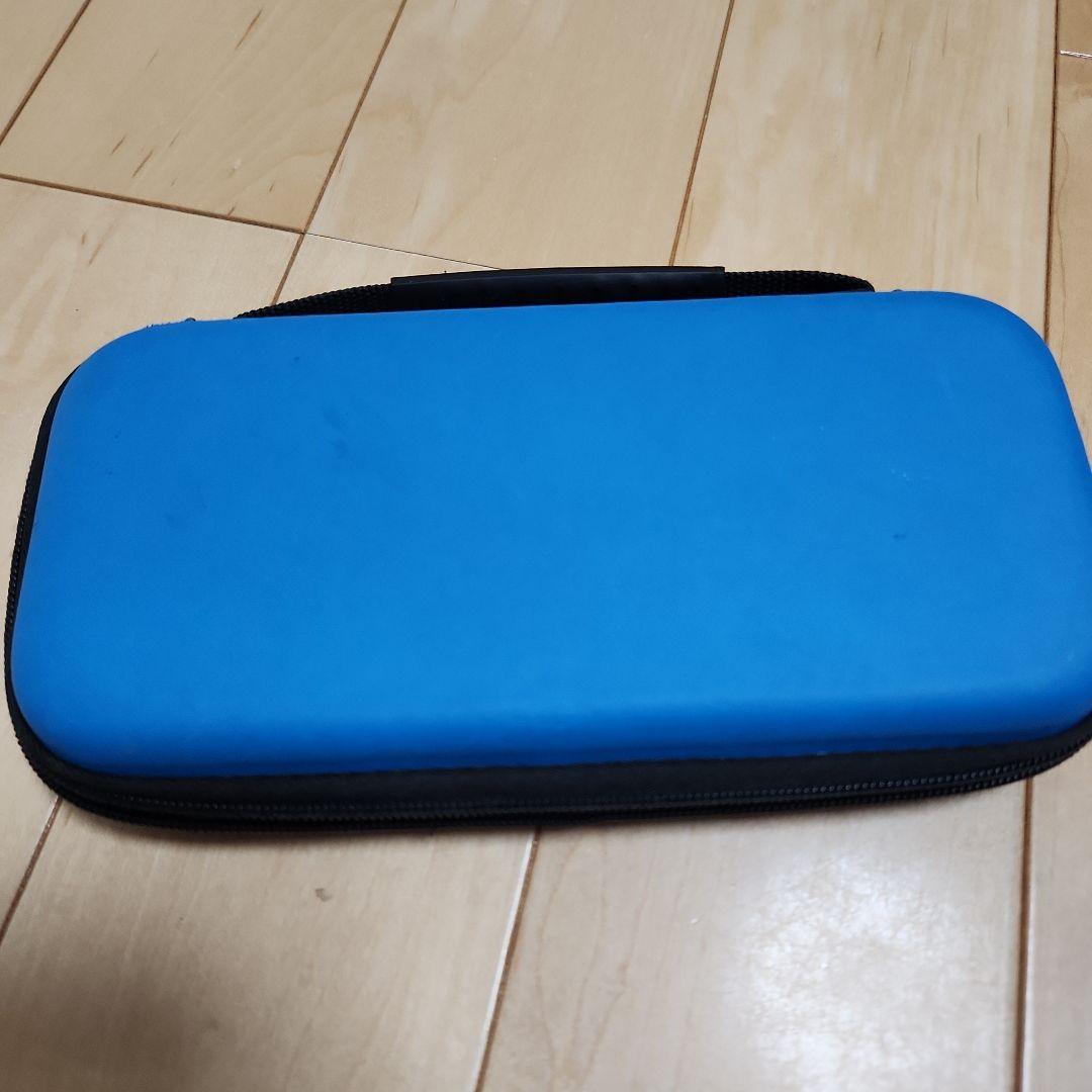 Nintendo Switch Lite ブルー ケース付き　2枚目の写真を確認