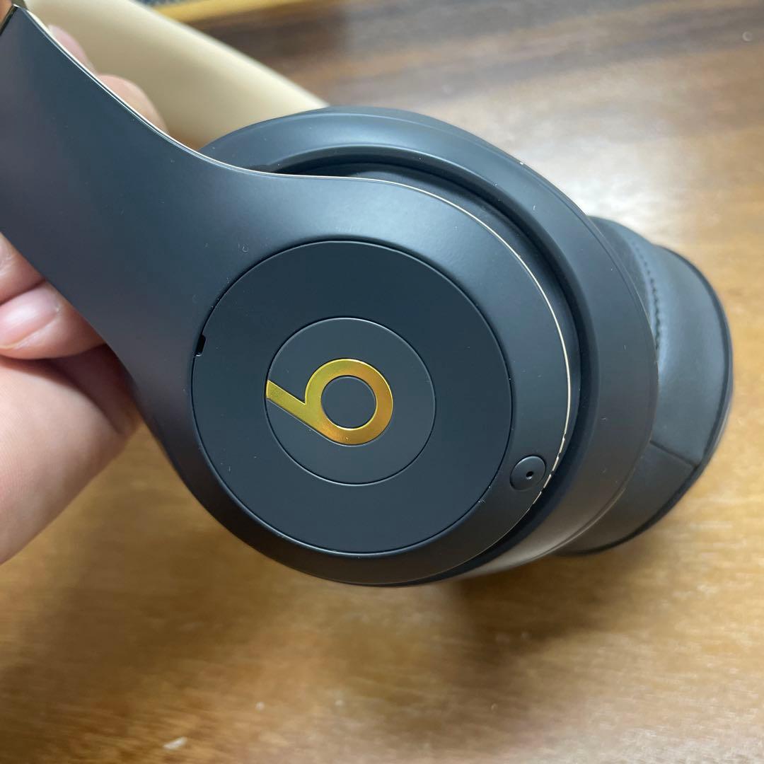 中古beats studio3 wireless ミッドナイトブラックヘッドホン