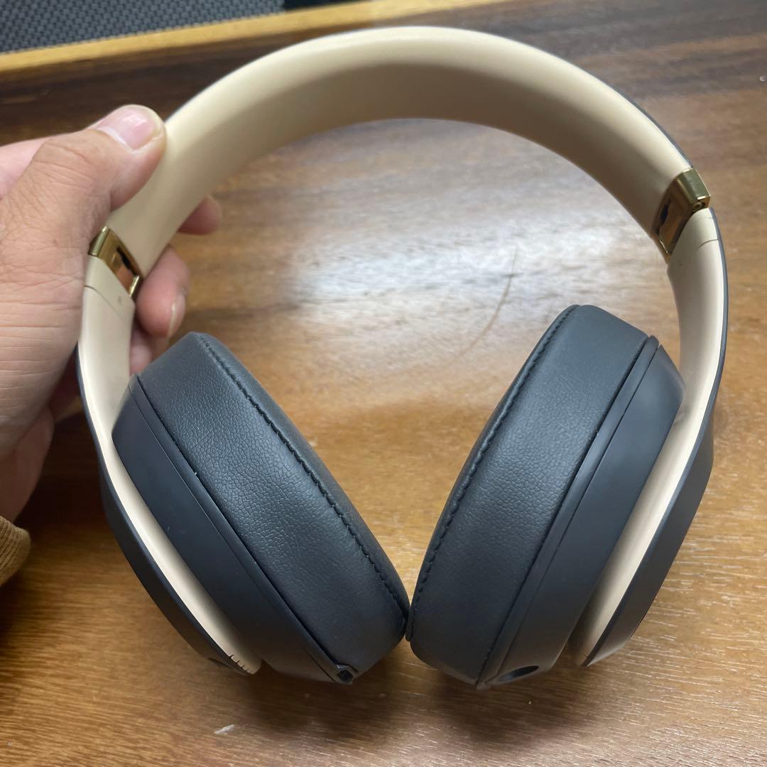 中古beats studio3 wireless ミッドナイトブラックヘッドホン