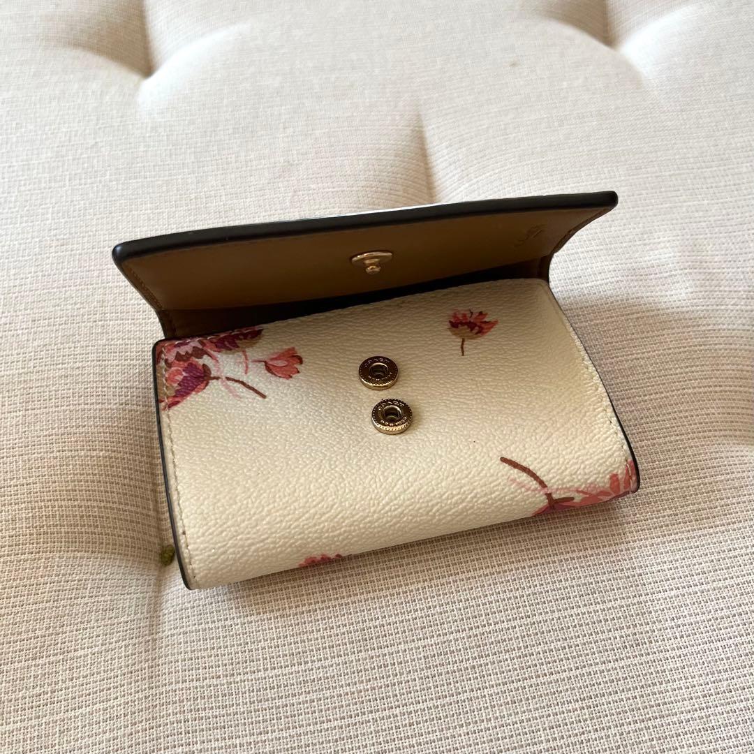 COACH キーケース 花柄 レディース