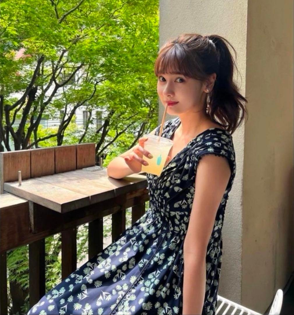 herlipto Paris Daisy Long Dress ネイビー 花柄