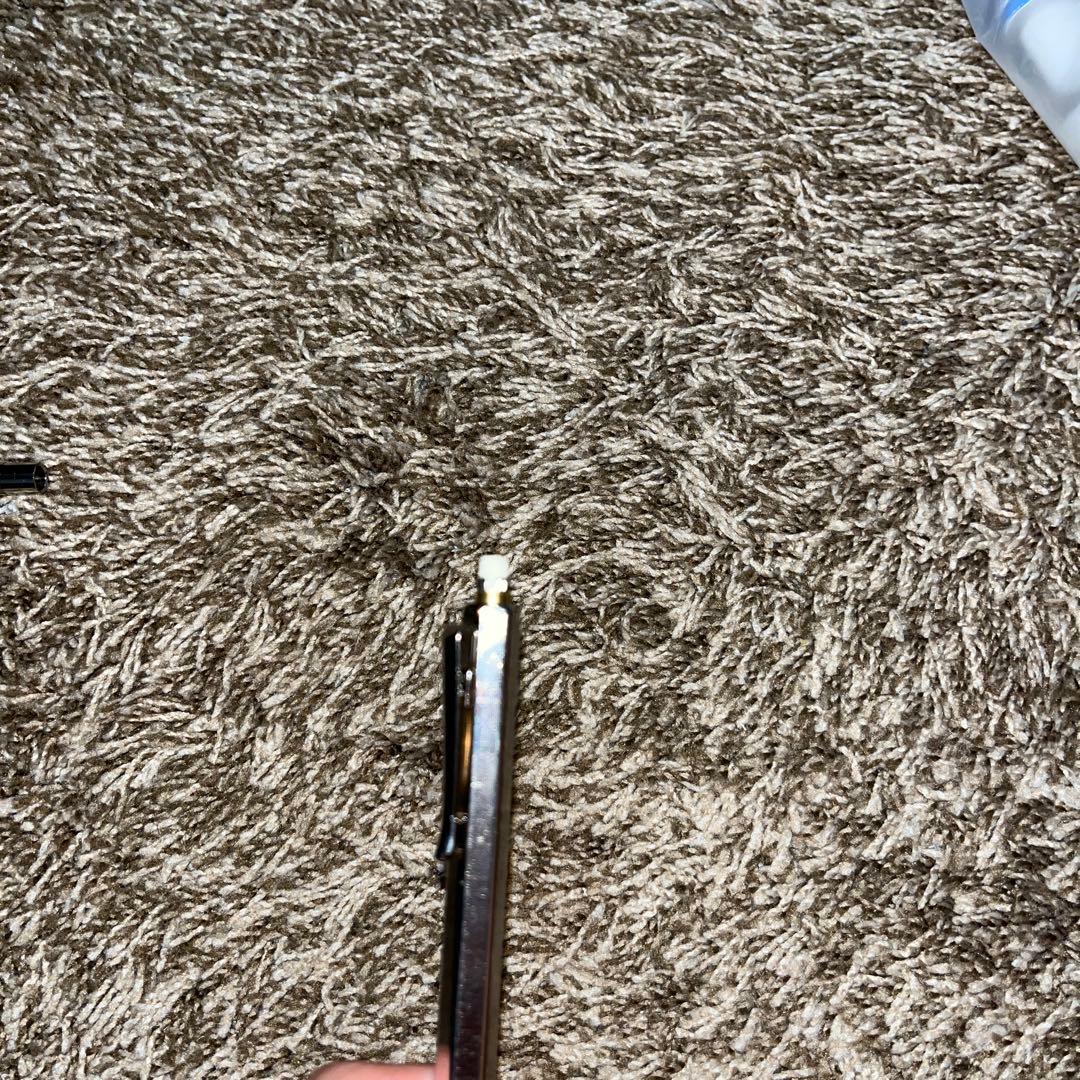 カランダッシュエクリドールシェブロン